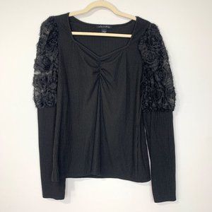 A‎ LOVE STORY Black Sweetheart Neck Romantic Sheer Sleeve Top Sz L
